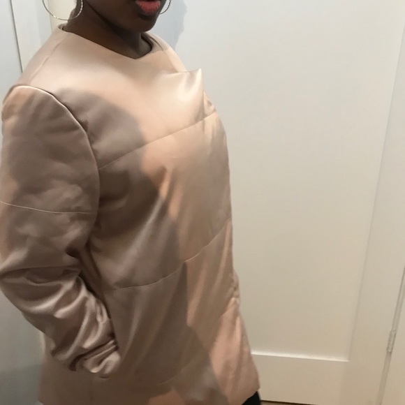 Marciano silk Fall puffer coat - Picture 7 of 9